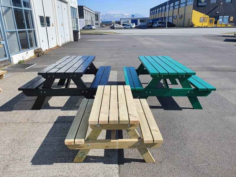 Nestisborð eða Bekkjaborð eru klássíksk hönnun og sem þarf ekki að kynna