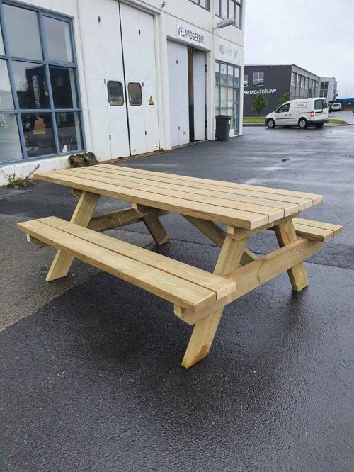 Bekkjaborð með hjólastólaaðgengi