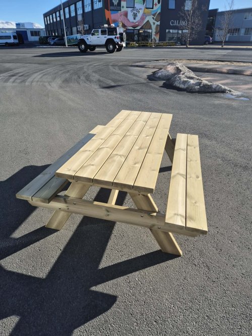 Bekkjaborð 6-8 manna