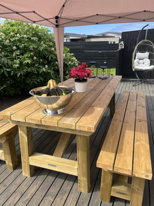 Útiborð og bekkir - Bjartur - Sett 8 manna