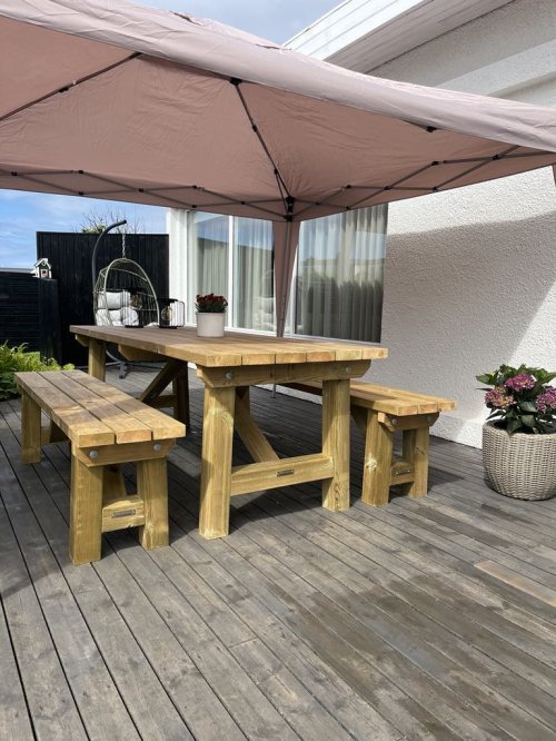 Útiborð og bekkir - Bjartur - Sett 8 manna