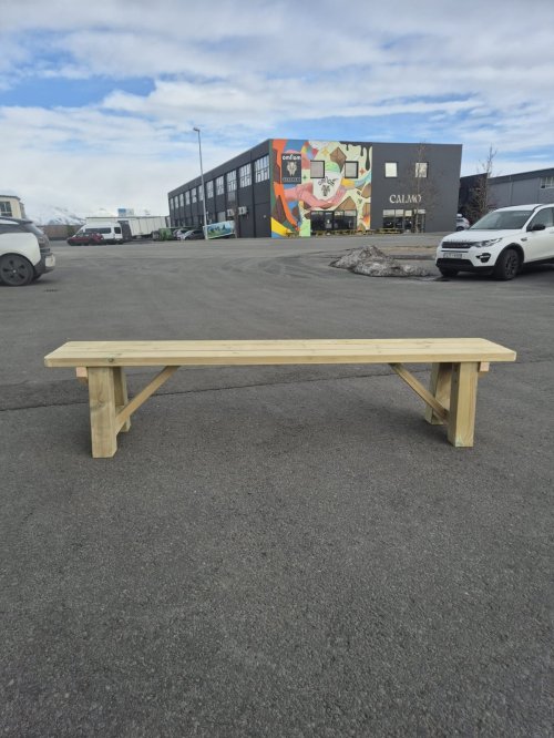 Garðbekkur - Bjartur 